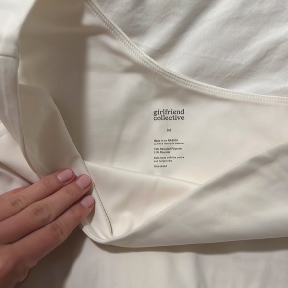 RARE Girlfriend Collective One Shoulder Sports Bra/Top - Picture 2 of 3